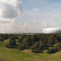 Die Welt schaut nach Fröttmaning