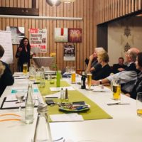 Die Jahreshauptversammlung der QUH - die Nachtkritik