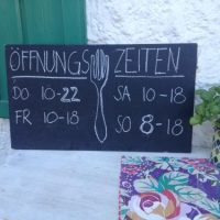 Stammtisch und Öffnungszeiten