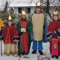 Die Sternsinger sind unterwegs Die Sternsinger sind unterwegs