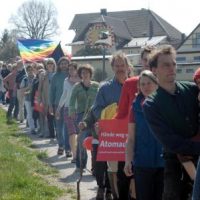 Protest in Berg  - die Menschenkette