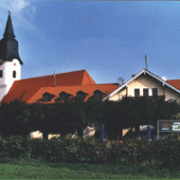 Der QUH-GRBE spricht: Gasthof zur Post wird ohne Häuser im Garten versteigert