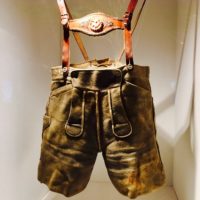 Hosen und Karten: Oskar in München und Berg