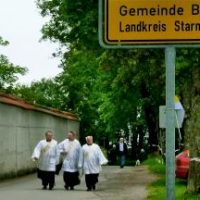 Priester geworden ... Mensch geblieben