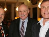 As long as the music plays we have to dance!